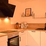Tenne Apartment *